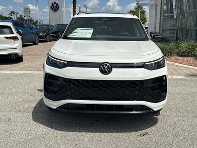 2026 Volkswagen Tiguan 2.0T SE R-Line Black