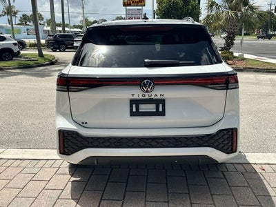 2026 Volkswagen Tiguan 2.0T SE R-Line Black