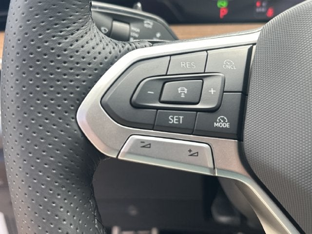 2026 Volkswagen Tiguan SEL R-Line Turbo