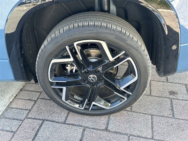 2026 Volkswagen Tiguan 2.0T SEL R-Line Turbo