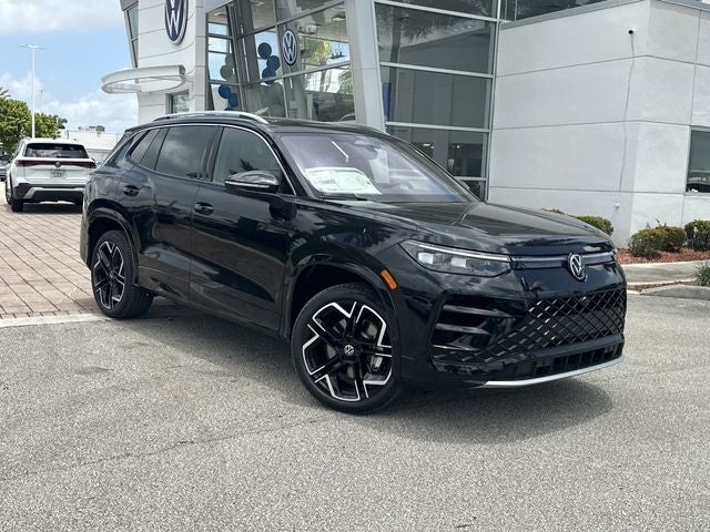 2026 Volkswagen Tiguan 2.0T SEL R-Line Turbo