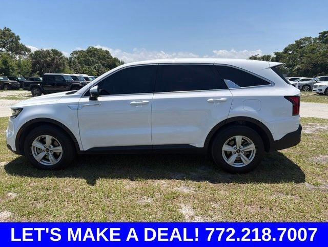 2023 Kia Sorento LX