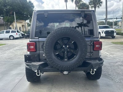 2020 Jeep Wrangler Unlimited Sahara Altitude