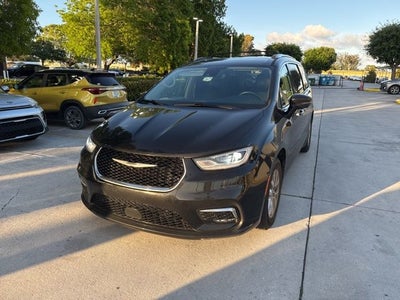 2021 Chrysler Pacifica Touring L