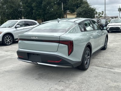 2025 Kia K4 LXS