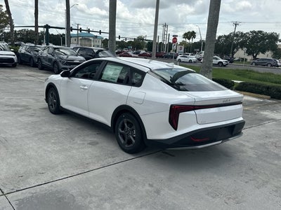 2026 Kia K4 LXS