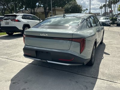 2026 Kia K4 LXS