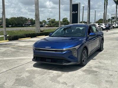 2026 Kia K4 LXS