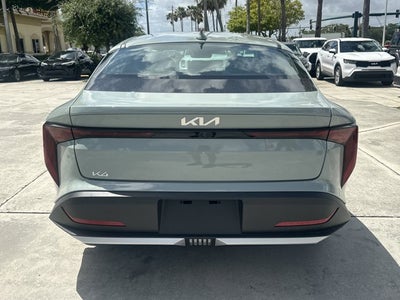 2026 Kia K4 LXS
