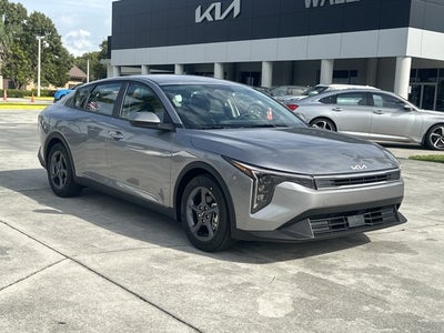 2025 Kia K4 LXS
