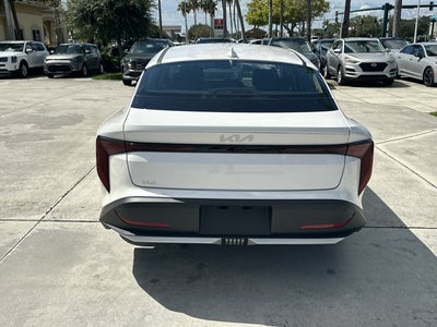 2026 Kia K4 LXS