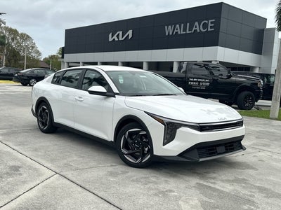 2026 Kia K4 EX