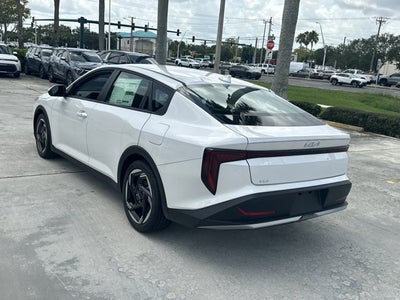 2026 Kia K4 EX