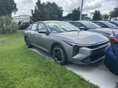 2026 Kia K4 EX