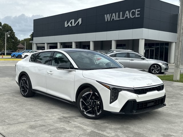 2025 Kia K4 GT-Line