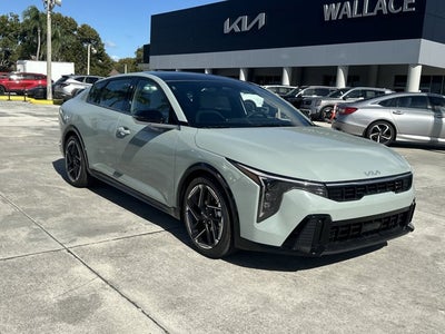 2025 Kia K4 GT-Line
