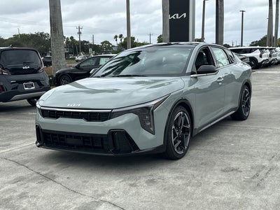 2025 Kia K4 GT-Line