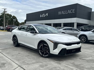 2025 Kia K4 GT-Line
