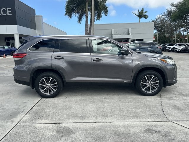2019 Toyota Highlander Hybrid XLE