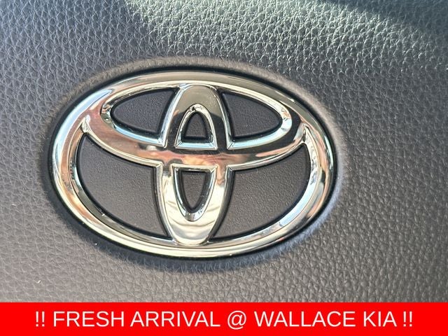2022 Toyota Tundra 4WD SR5