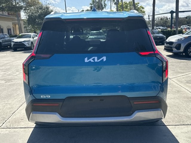 2026 Kia EV9 Wind