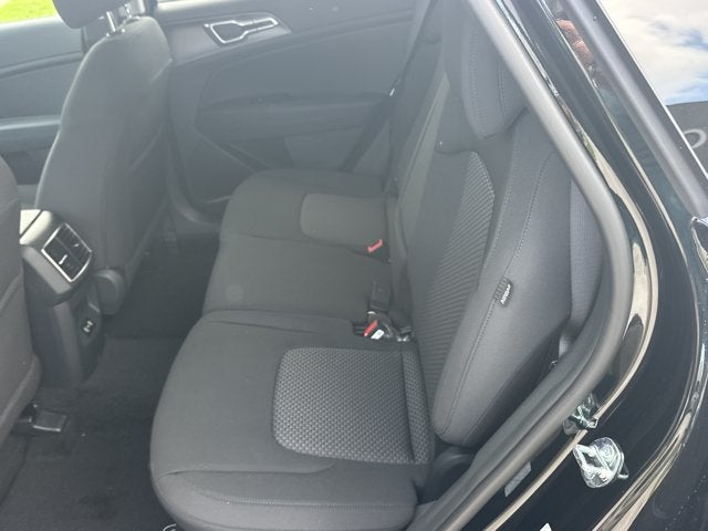 2027 Kia Sportage LX