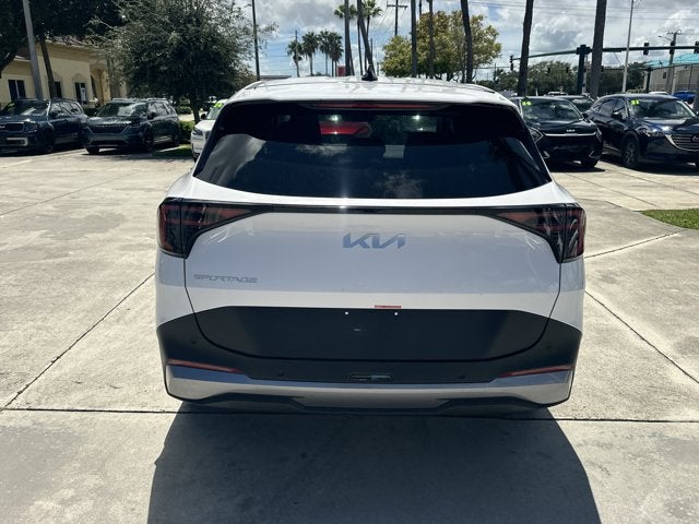 2027 Kia Sportage LX