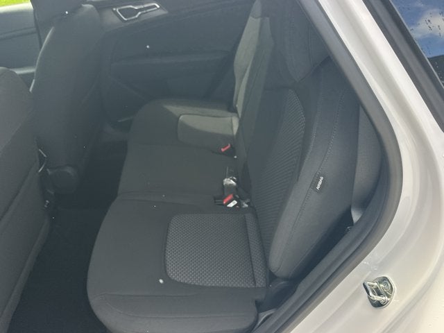 2027 Kia Sportage LX