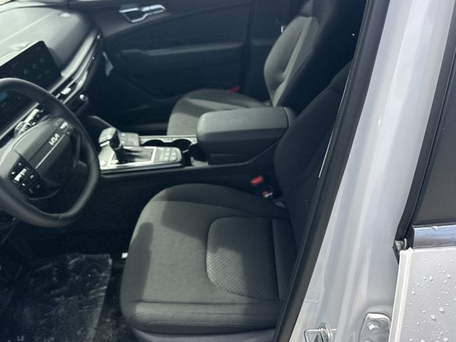 2027 Kia Sportage LX