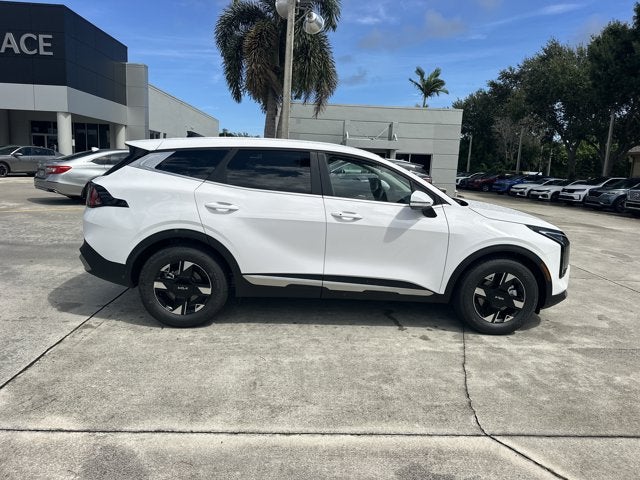2027 Kia Sportage LX