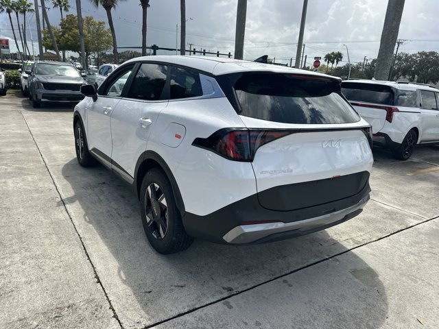 2027 Kia Sportage LX