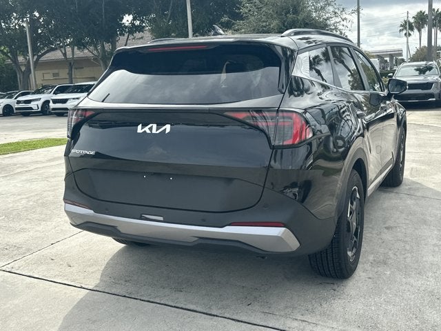 2027 Kia Sportage EX