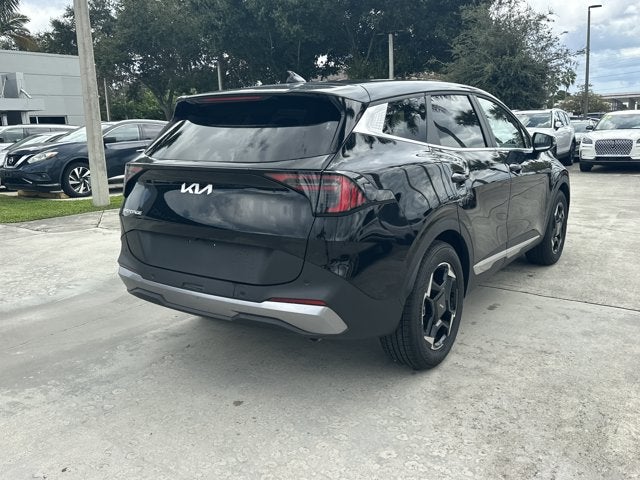 2027 Kia Sportage EX