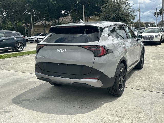 2027 Kia Sportage EX