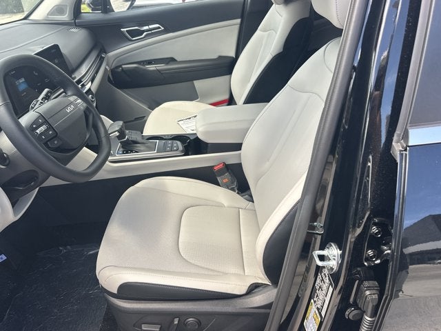 2027 Kia Sportage EX