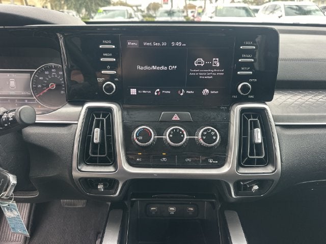 2023 Kia Sorento LX