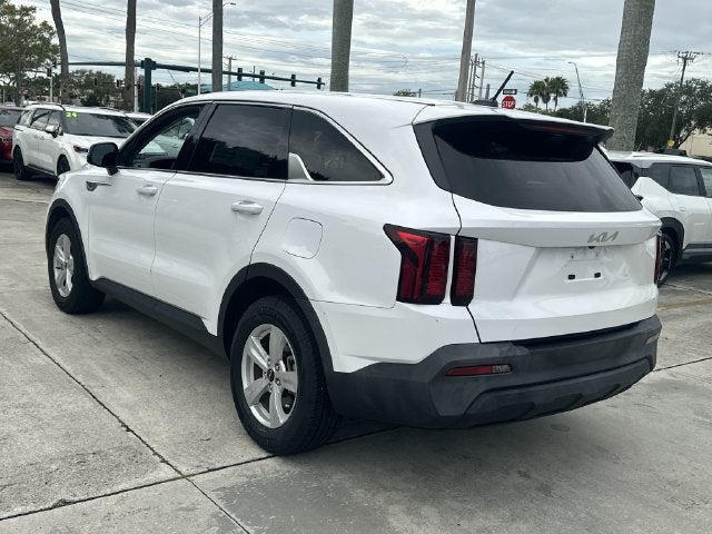2023 Kia Sorento LX