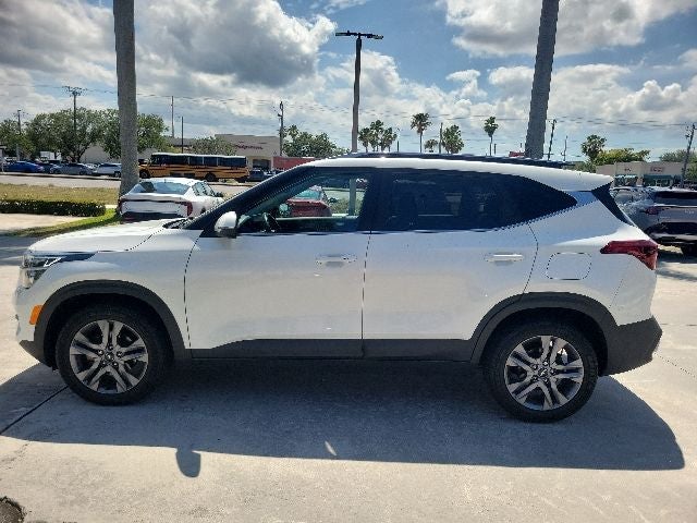 2022 Kia Seltos S