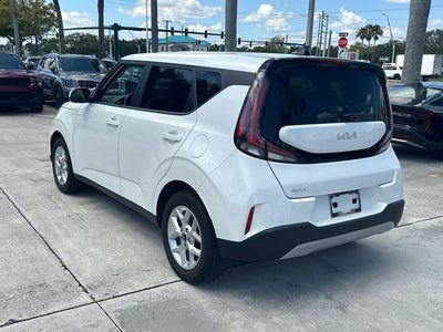 2024 Kia Soul LX