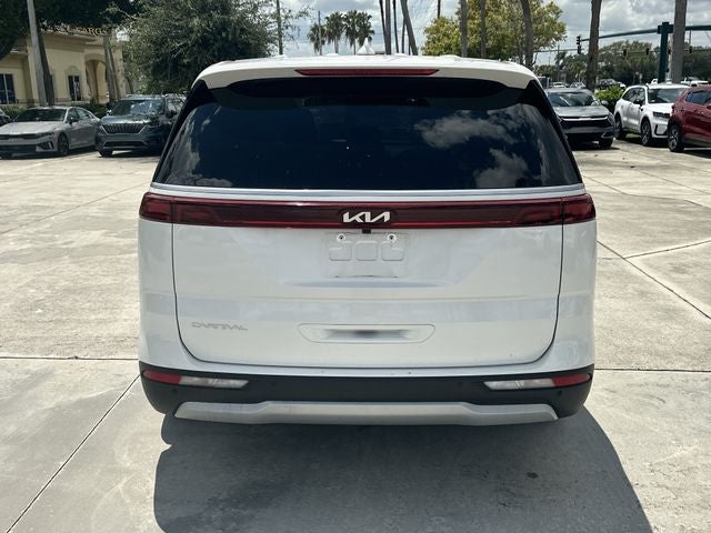 2024 Kia Carnival LX