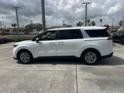 2024 Kia Carnival LX