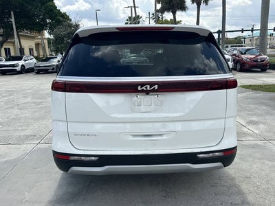 2024 Kia Carnival LX