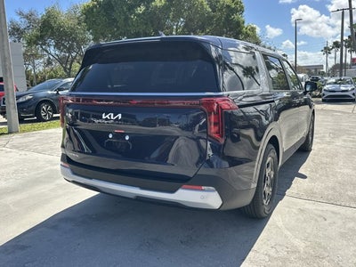 2026 Kia Carnival LXS