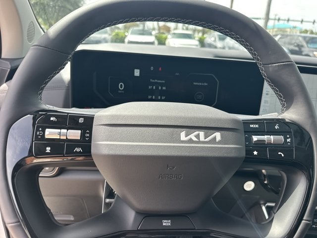 2027 Kia Carnival SX