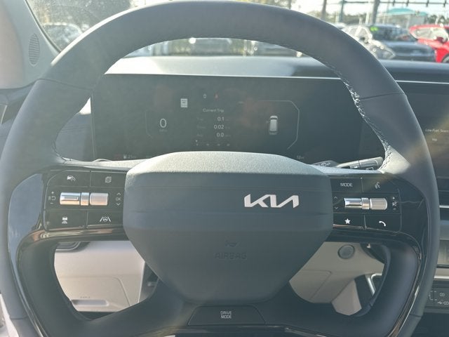 2027 Kia Carnival SX
