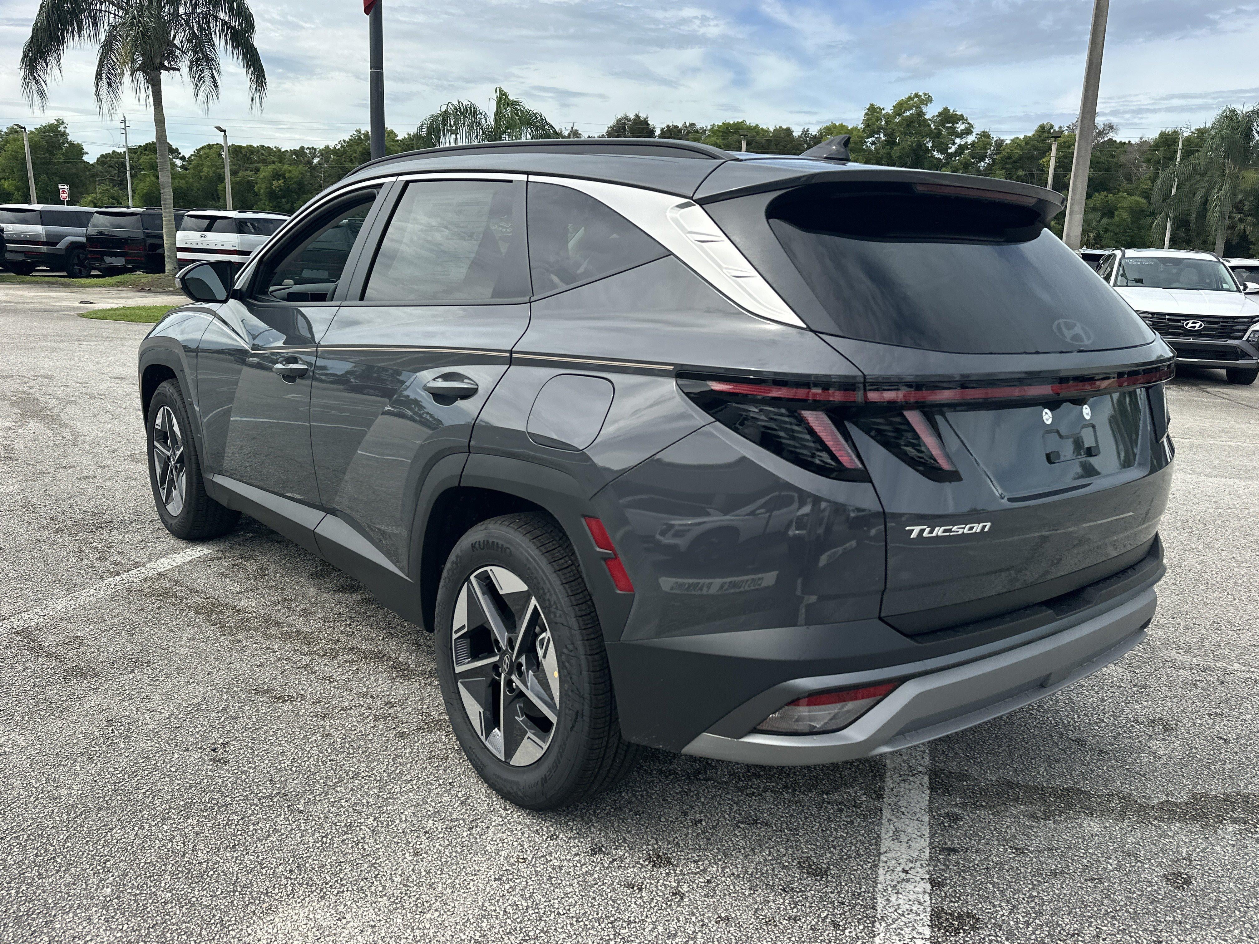 2026 Hyundai Tucson SEL Premium