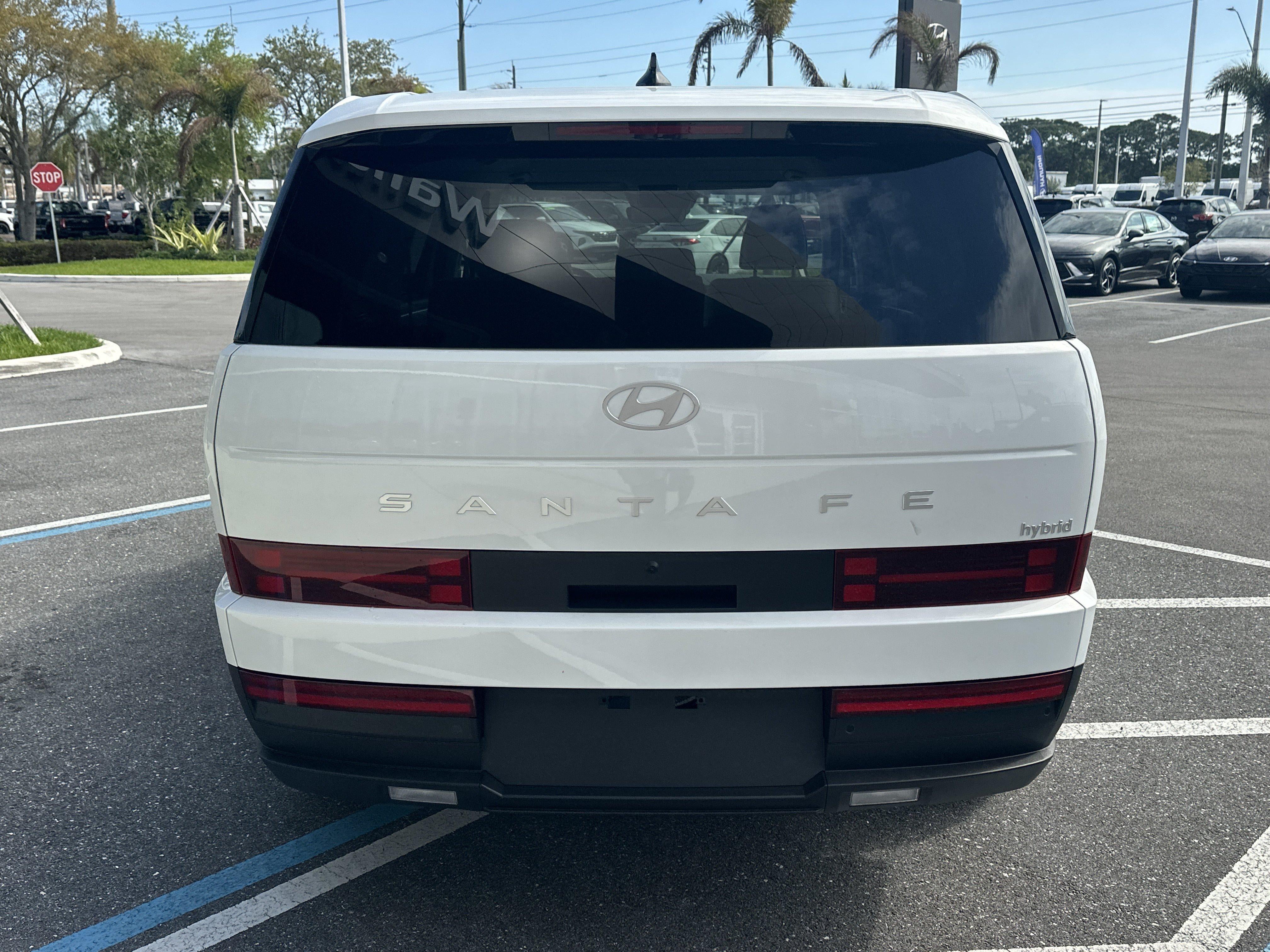 2026 Hyundai Santa Fe Hybrid SE