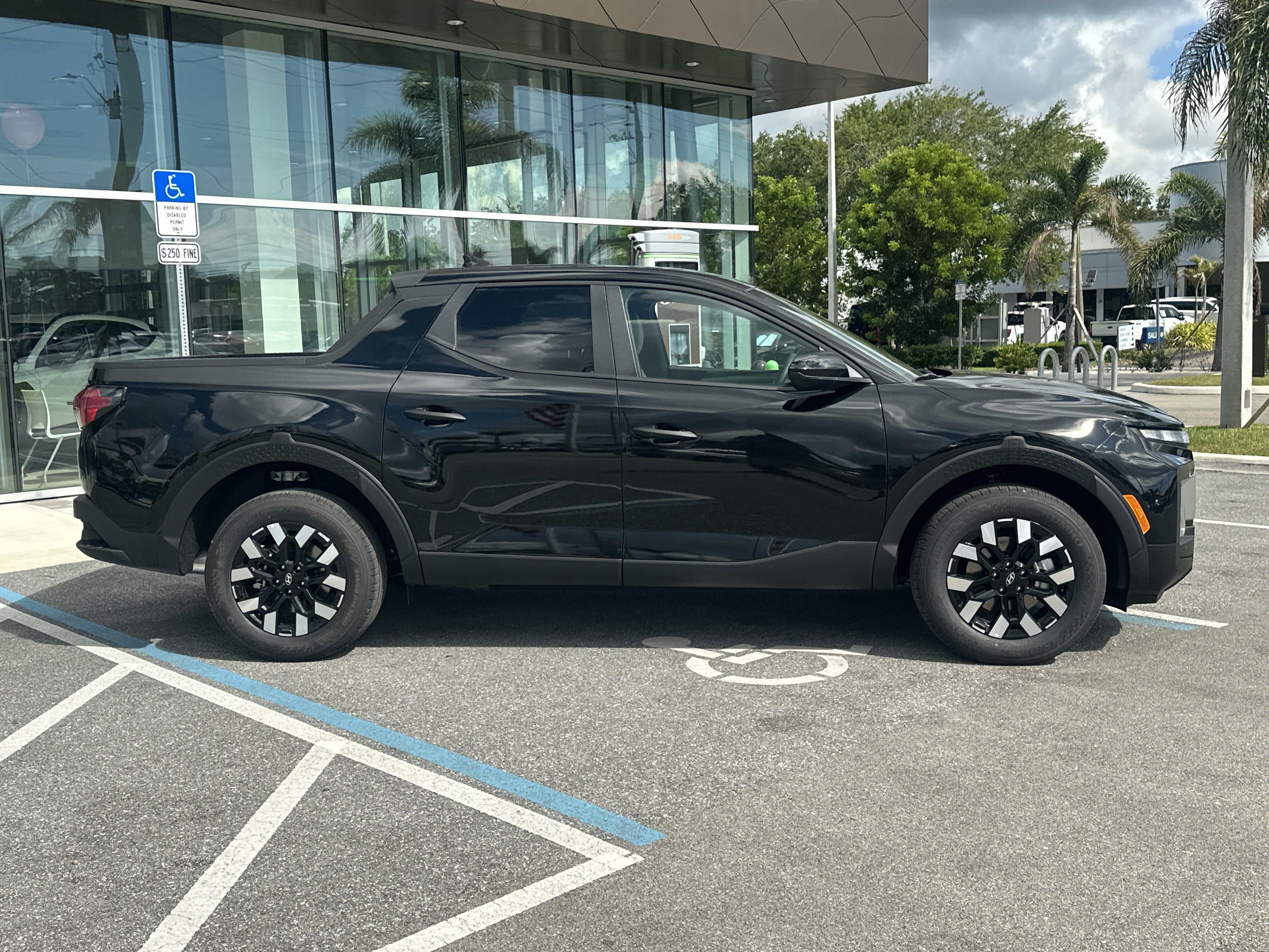 2026 Hyundai Santa Cruz SE