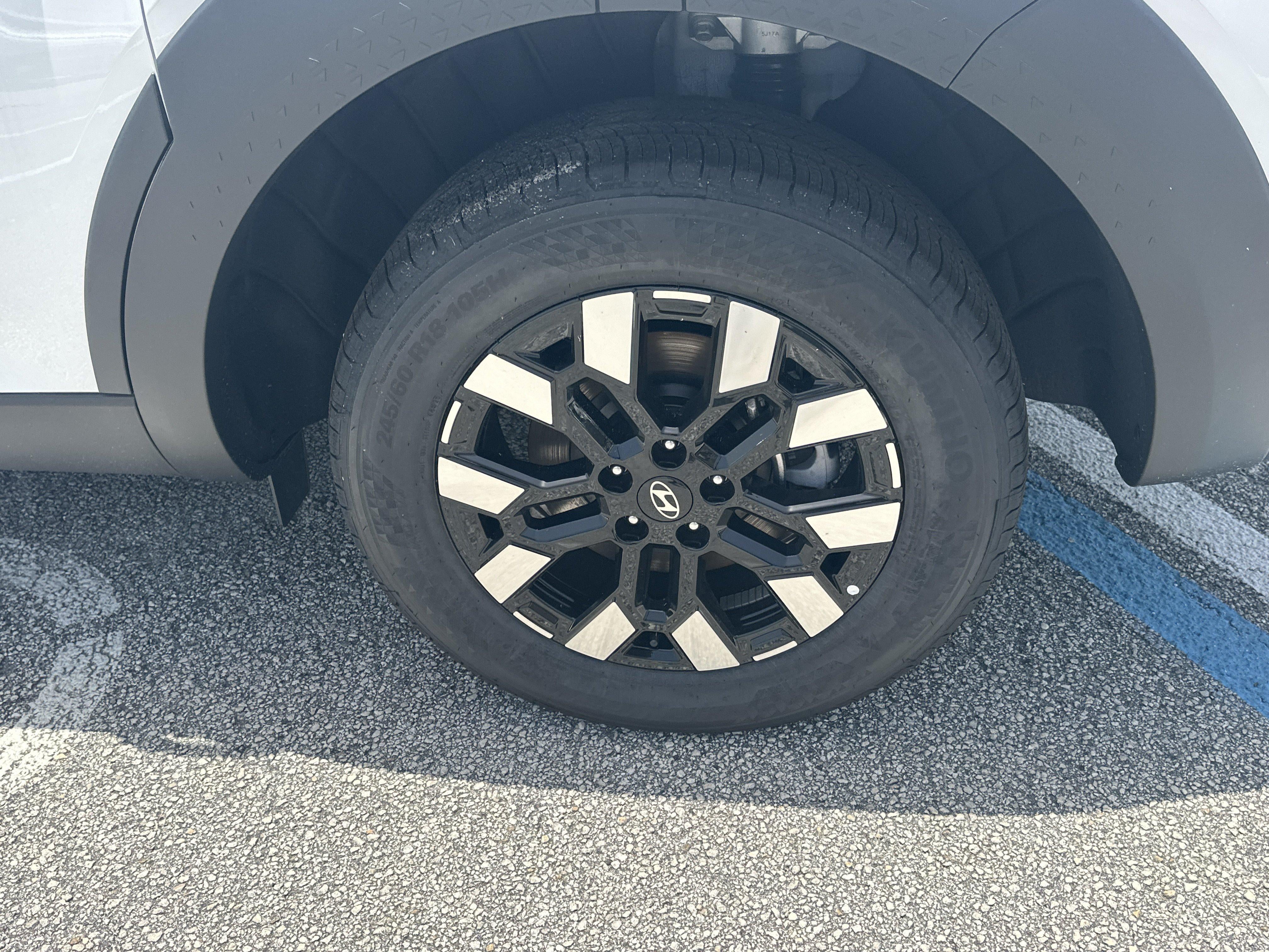 2026 Hyundai Santa Cruz SEL Activity