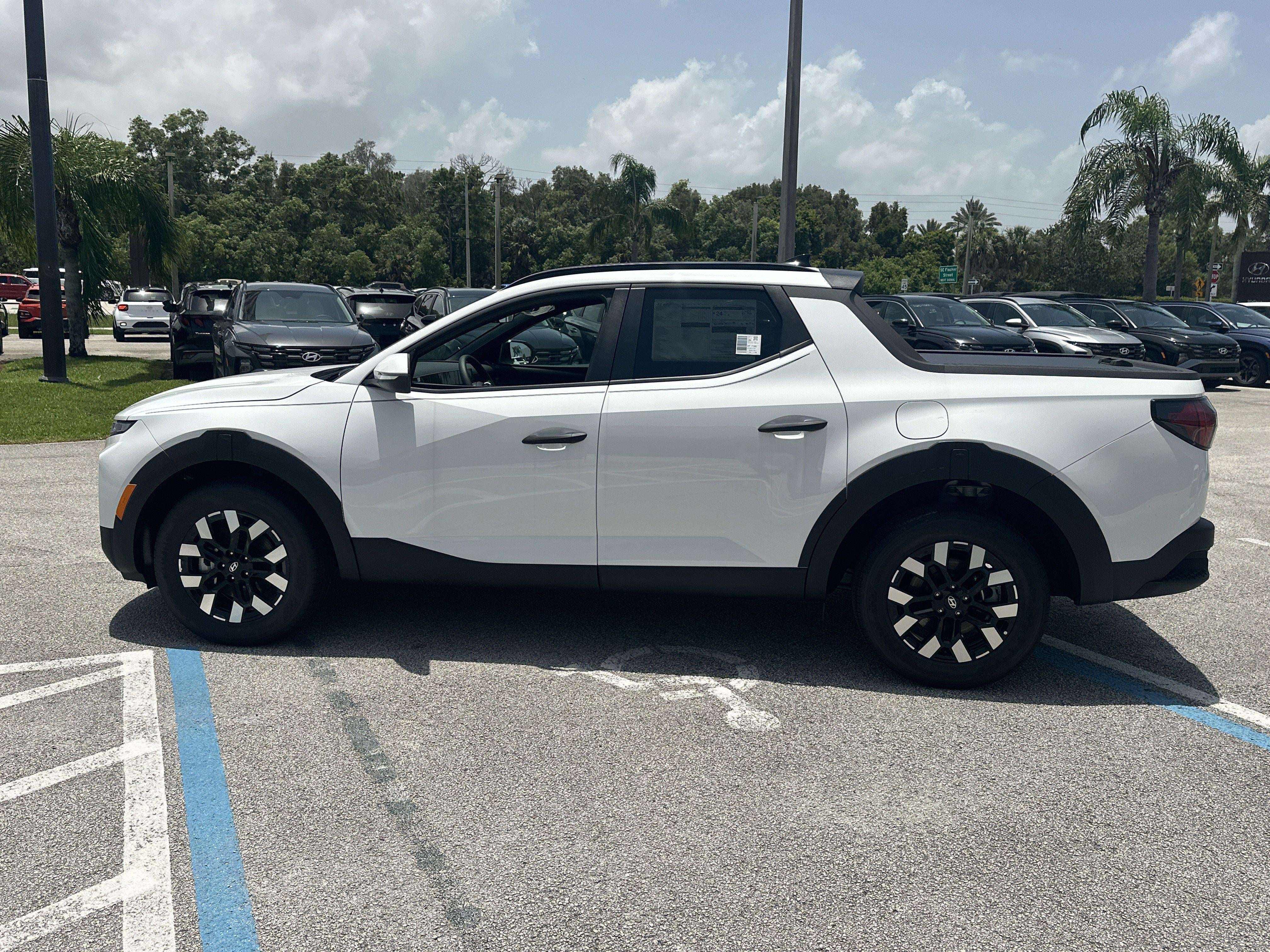 2026 Hyundai Santa Cruz SEL Activity